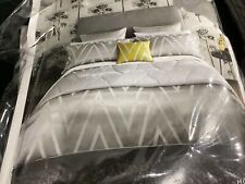 Harlequin Moriko Duvet Cover. Grey & Ivory. SuperKing. Ex-display. Free P&P