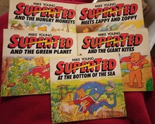 5 Vintage Superted Paperback Books - Mike Young - 1980s  - Good Condition