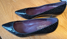 Russell & Bromley Stuart