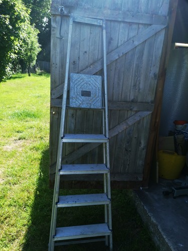 Aluminium step ladder - step, with
