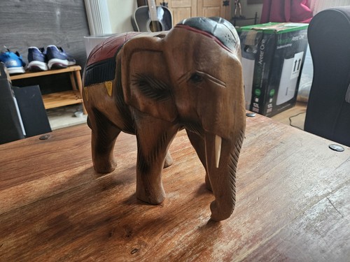Large vintage hand carved - large,