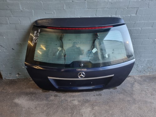 Mercedes class s204 tailgate - mercedes,
