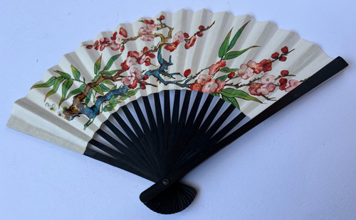 Paper fans folding hand - folding,