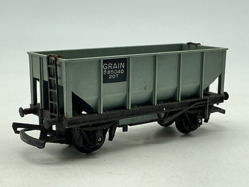 B5878 tri ang - 20t, grain