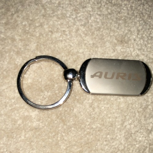 Toyota auris metal - toyota,