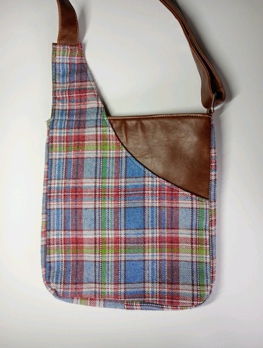 Quintessential tartan handbag - tartan,