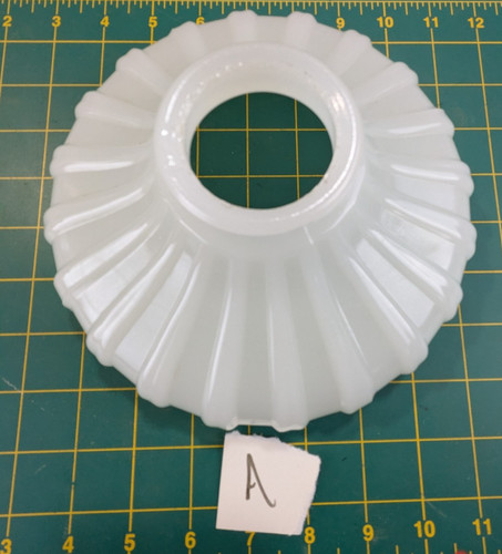 Scarce clam broth - clam, molded