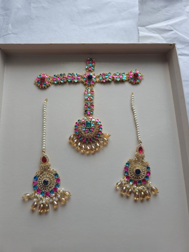 Multicolor kundan matha - ​multicolor,