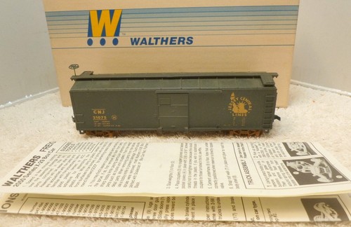 Walthers steel box car - box,