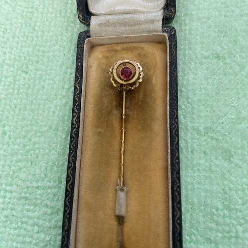 Vintage hallmarked 9ct gold - hallmarked,