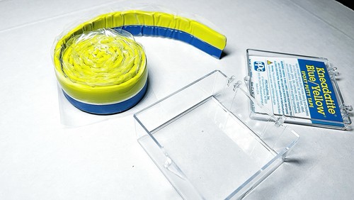 Kneadatite blue yellow - blue/yellow, epoxy