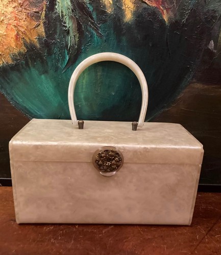 Vintage cream pearl - cream,