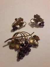 KREMENTZ GRAPE LEAVES & AMETHYST GRAPE BROOCH & EARRINGS 