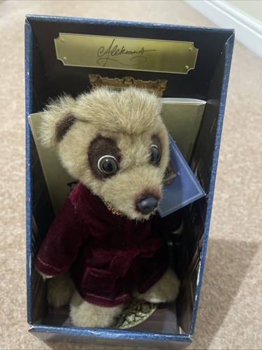 Official compare the meerkat - the,