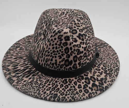 Leopard print fedora - print,