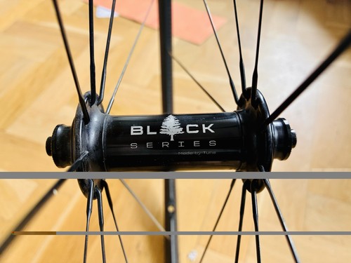 Tune black series carbon - black,