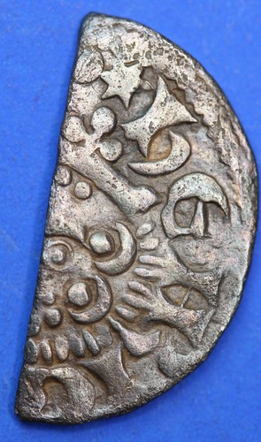 Medieval hammered cut long