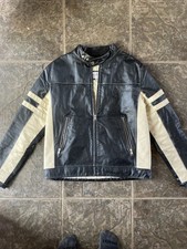 Wilsons Leather M. Julian Cafe