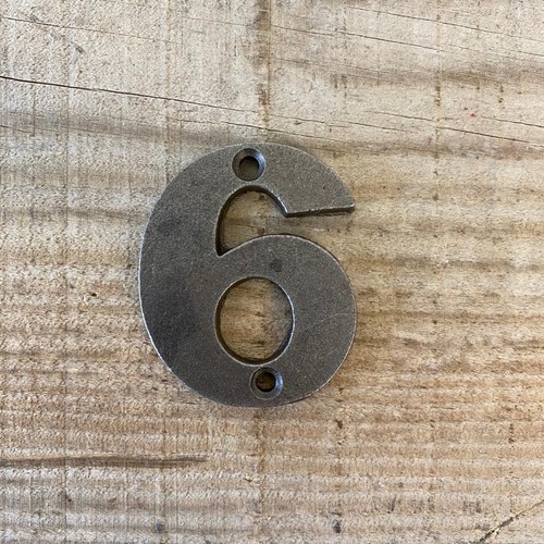 Cast iron numbers - cast, '6'