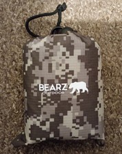 Bearz Outdoor Travel Blanket - Pocket Sized Waterprrod Blanket
