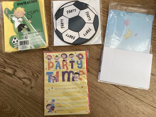 Party invites - ,