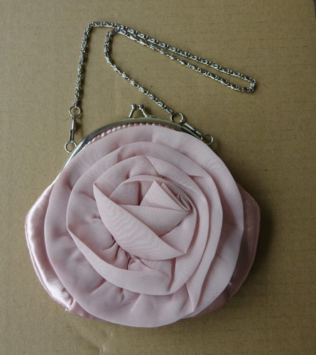 Brand new avon dusky - new, pink