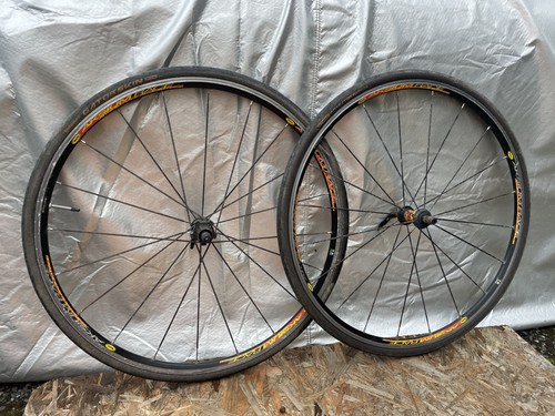 Mavic aksium race - 700c, bicycle