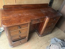 Early Mahogamy Desk