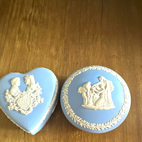 Blue white small - blue,