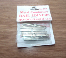PECO SL10XCONDUCTIVE TRACK JOINERS X 24 SEALED IN PACK HO / OO / O GAUGE