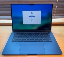 Apple MacBook Air M2 15 inch