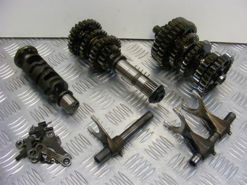 Suzuki 750 intruder - suzuki, gearbox