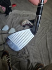 TaylorMade R9 Golf Club 8 Iron