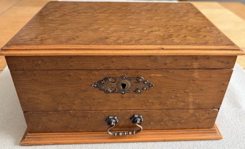 Vintage birds eye maple - birds,