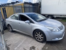 TOYOTA AVENSIS VVT-i T2 1.8