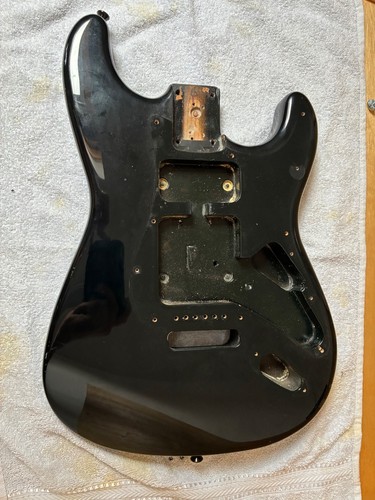 1999 squire stratocaster - stratocaster, body