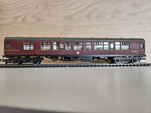 Hornby coach gauge maroon - gauge,