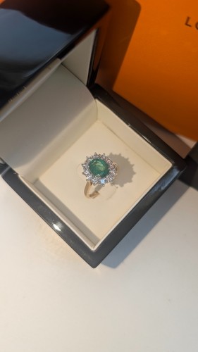 Emerald 95ct diamond - &,
