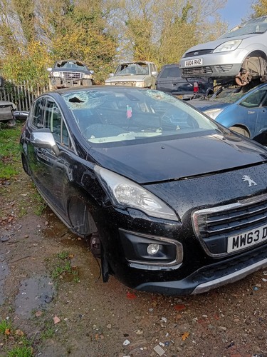 Breaking 2013 peugeot 3008 - breaking,