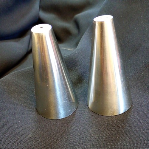 Stylish pair vintage - a,