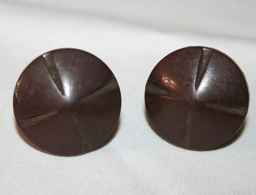 Bakelite brown art - 2,