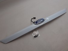 FORD FOCUS MK2.5 HATCH 08-11 TAILGATE BOOT HANDLE NUMBER PLATE LIGHT TRIM WHITE