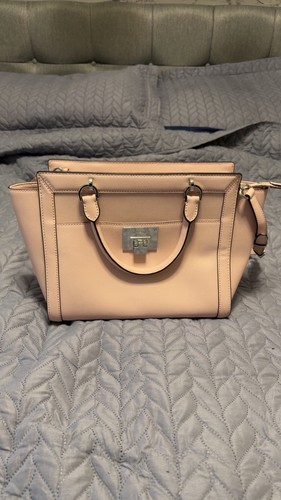 Michael kors pink handbag with - kors,