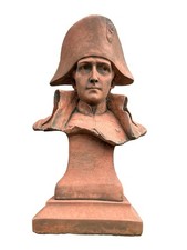 NAPOLEON BUST SCULPTURE IN