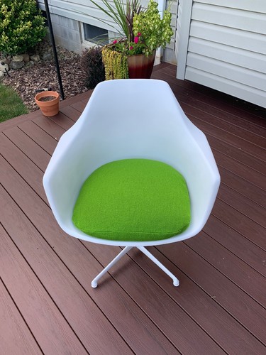 Vtg white burke fiberglass - vtg,