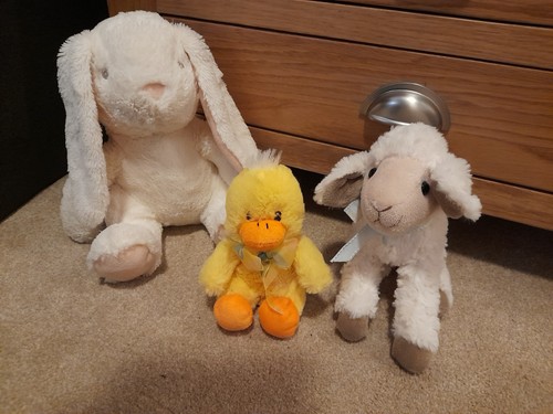 Spring animals cuddly toy