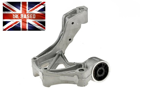 Front suspension bracket right - front,