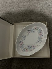 vintage Wedgewood R4685 5147L Angela Bone China England Manual Included