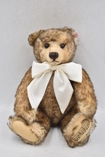 Steiff The English Teddy Bear