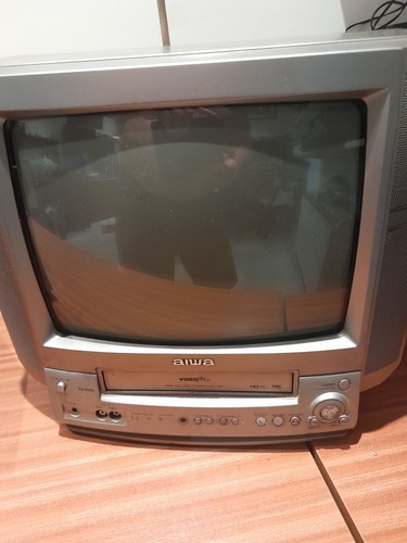 Aiwa vcr crt vx g143k - aiwa, tv